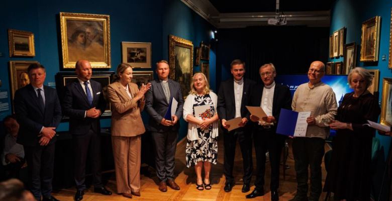 Renowacja świątyń, klasztorów, zabytkowych budynków