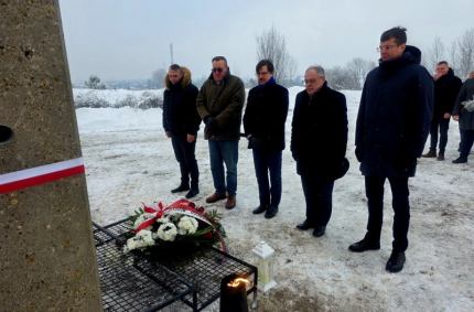 wyzwolenie Polaków spod jarzma zaboru rosyjskiego