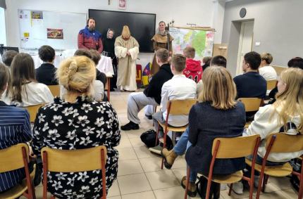 Czy da się połączyć bitwę pod Grunwaldem z algebrą?