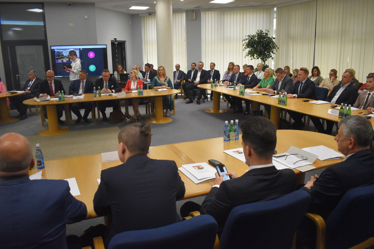 Ślubowanie Prezydenta Suwałk i radnych Rady Miasta | Wiadomości Suwałki