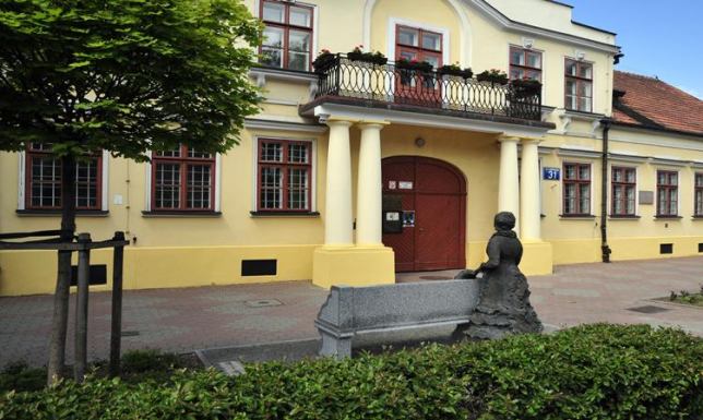 Spotkanie z Krzysztofem Snarskim w Muzeum Muzeum Marii Konopnickiej zaprasza na spotkanie z badaczem kultury staroobrzędowców