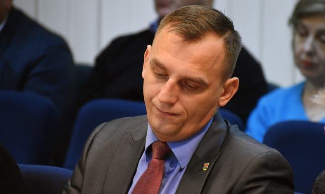 Kamil Lauryn - zawieś bombkę na suwalskiej choince