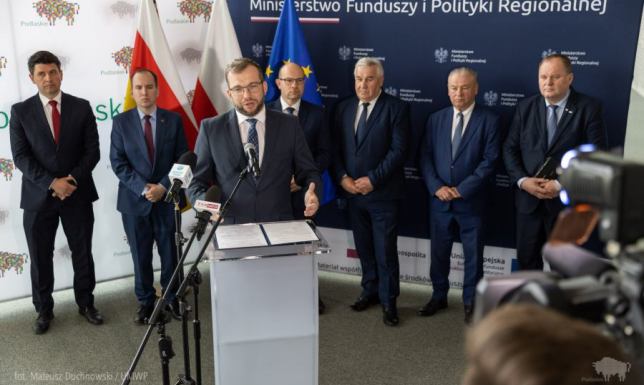 1 mld 250 mln euro - Kontrakt Programowy dla Województwa Podlaskiego Kontrakt Programowy dla Województwa Podlaskiego podpisany