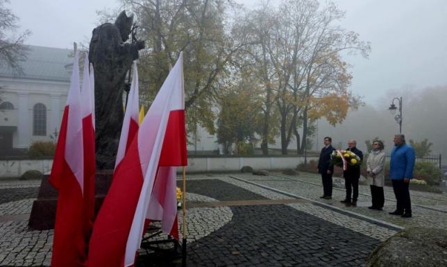 Pamięć o wybitnych Polakach