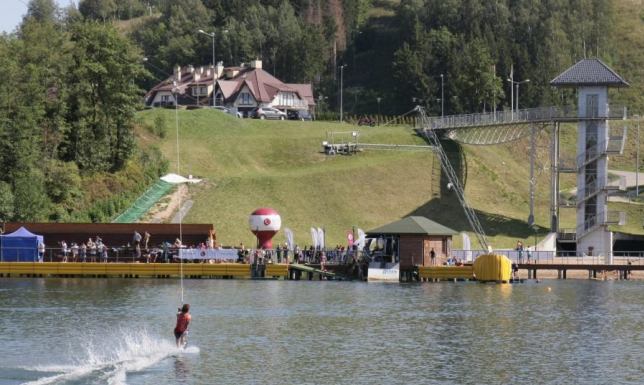 Darmowe szkolenie na nartach wodnych