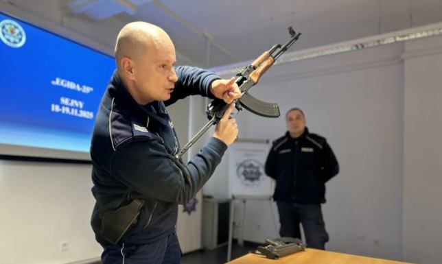 Ćwiczenia sztabowe „Egida-25” w sejneńskiej komendzie Policji