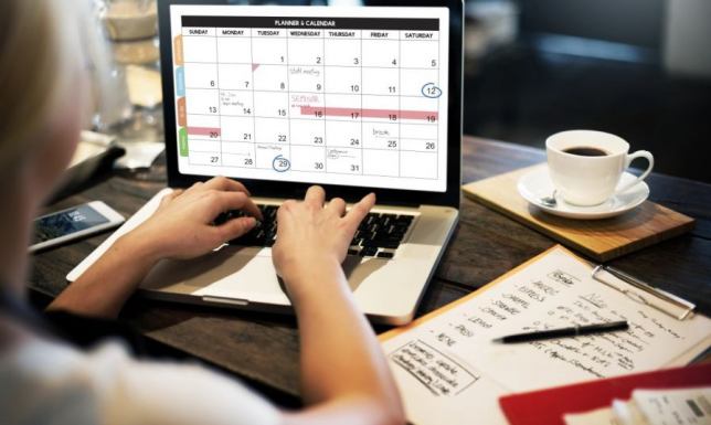 Urlopy pracownicze – jak prowadzić ewidencję zgodnie z prawem?