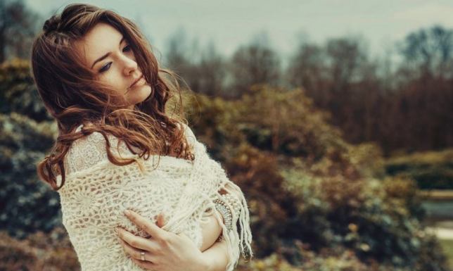 Najlepsze do zniszczonych włosów olejki Loreal Professionnel - zobacz!