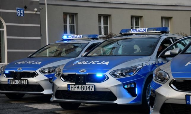 Policjanci otrzymali nowe radiowozy Policjanci otrzymali nowe radiowozy