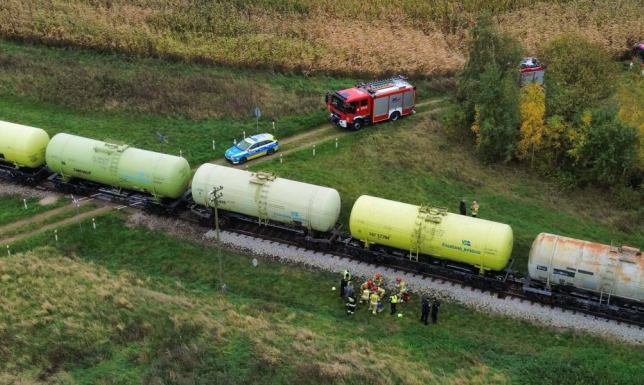 Śmiertelne potrącenie na przejeździe kolejowym w Niedźwiedzkich