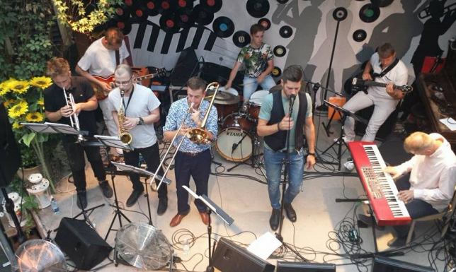 Piano Blues Band zagra Na Dywaniku u Marii Koncert na Placu Marii Konopnickiej