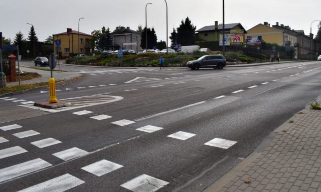 budowa ronda w miejscu skrzyżowania Wojska Polskiego - Łąkowa - Zastawie