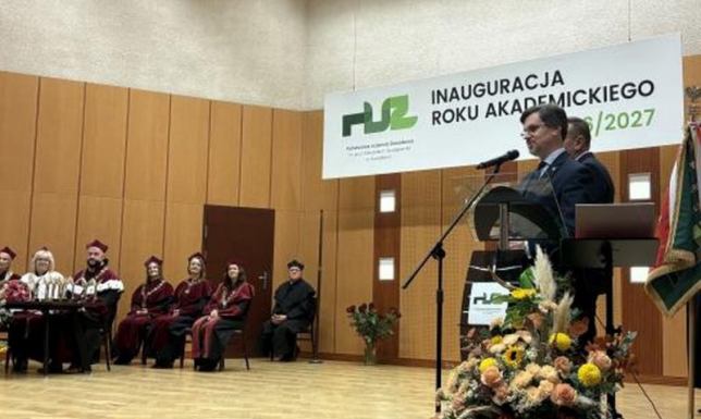Inauguracja roku akademickiego w PUZ w Suwałkach. 