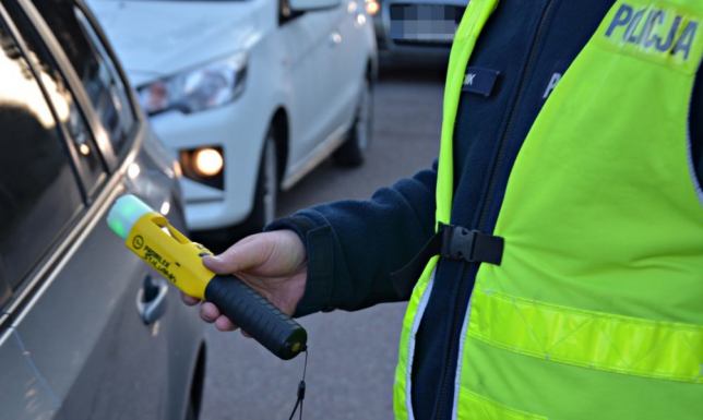 Policjanci wyeliminowali z ruchu drogowego nietrzeźwego kierowcę