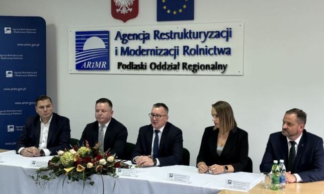 Andrzej Borusiewicz z wizytą w Podlaskim Oddziale regionalnym ARiMR