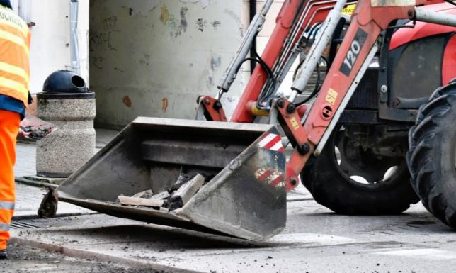 Utrudnienia w ruchu drogowym na Reymonta !