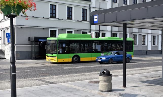 projekt badawczy dotyczący zachowań komunikacyjnych w mieście