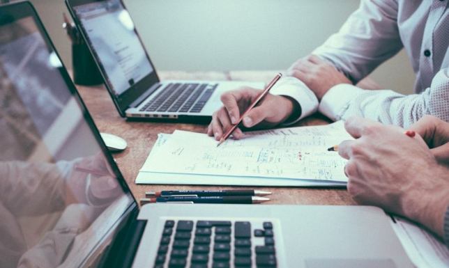 Pomogą odnaleźć się w życiu zawodowym Warsztaty treningu rozwoju osobistego, coaching, job shadowing i konsultacje z psychologiem