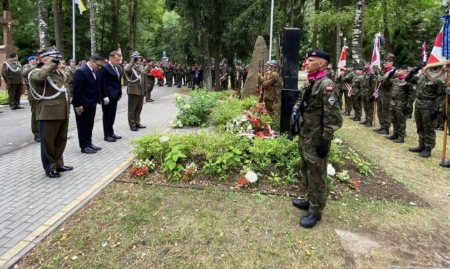 Mariusz Błaszczak w Augustowie: w mieście powstanie Batalion Saperów uroczystości z okazji święta 1 Pułku Ułanów Krechowieckich
