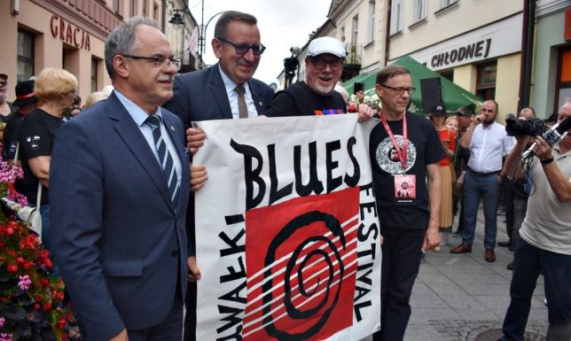 odsłonięcie kolejnej tablicy w Alei Gwiazd Bluesa na ulicy Chłodna
