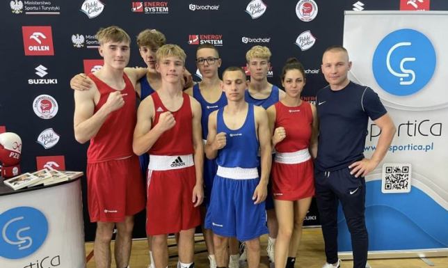 Reprezentantka sekcji bokserskiej Ośrodka Sportu i Rekreacji w Suwałkach - Aleksandra Kwos