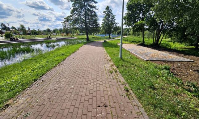 nowa ogólnodostępna strefa grillowa na Suwalskich Bulwarach