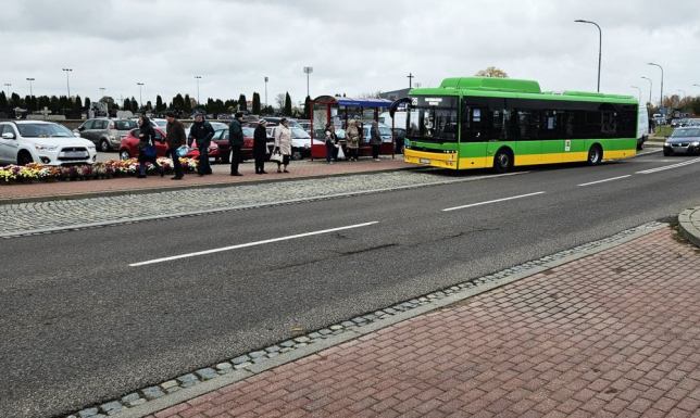 tymczasowa organizacja ruchu w rejonie suwalskich cmentarzy