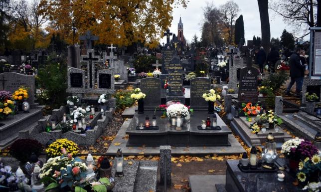 kwesta na rzecz renowacji pomników i nagrobków