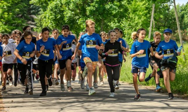  w miejscowości Krzywe odbył się bieg CROSS - podejmij wyzwanie
