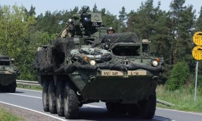 Wojskowe kolumny na drogach - rozpoczynają się ćwiczenia Rozpoczynają się wielonarodowe ćwiczenia #SABERSTRIKE 2022