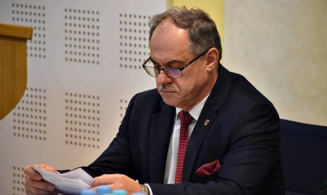 Opóźnione prace nas suwalskim słownikiem