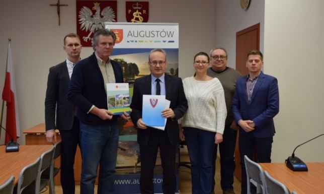 Burmistrz Augustowa podsumował pierwszy rok kadencji Burmistrz Augustowa podsumował pierwszy rok kadencji