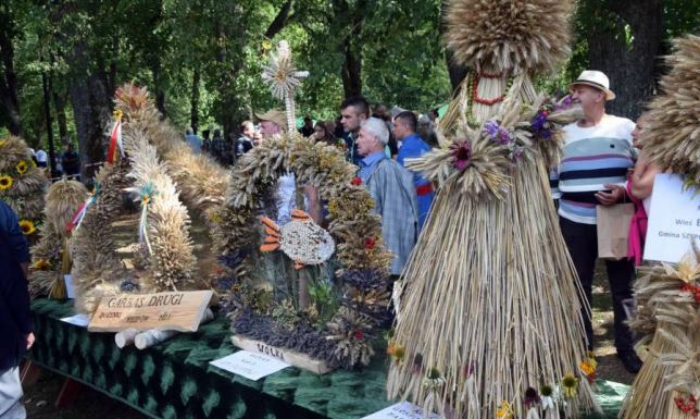 Święto Plonów w Dowspudzie Dożynki Powiatu Suwalskiego i Gminy Raczki