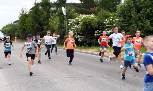 Dom Pomocy Społecznej „Kalina" zorganizował bieg ulicami Suwałk