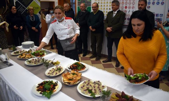 Warsztaty z dziczyzny dla kół gospodyń wiejskich z podlaskiego