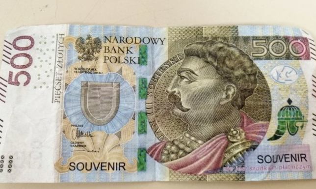 Uważajcie na fałszywe banknoty