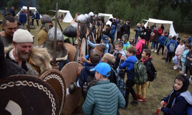 Archeologiczny festyn nad zalewem “Żwirek” przy ul. Krzywólka w Suwałkach