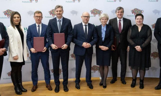 90 mln zł na rozwój podlaskich przedsiębiorstw w zakresie innowacji i cyfryzacji pożyczki unijne z programu Fundusze Europejskie dla Podlaskiego 2021-2027