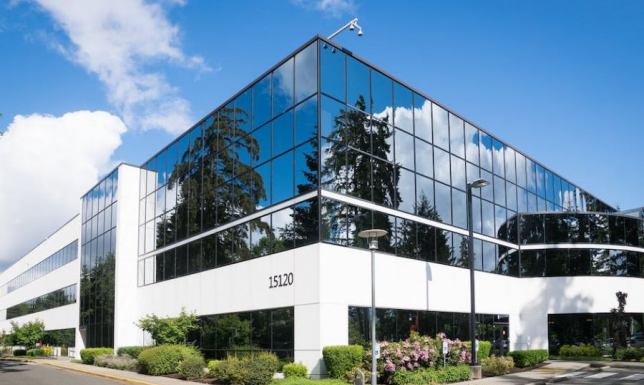 Czy prywatne leczenie uzależnień jest dla mnie? Zrozumienie kosztów i korzyści