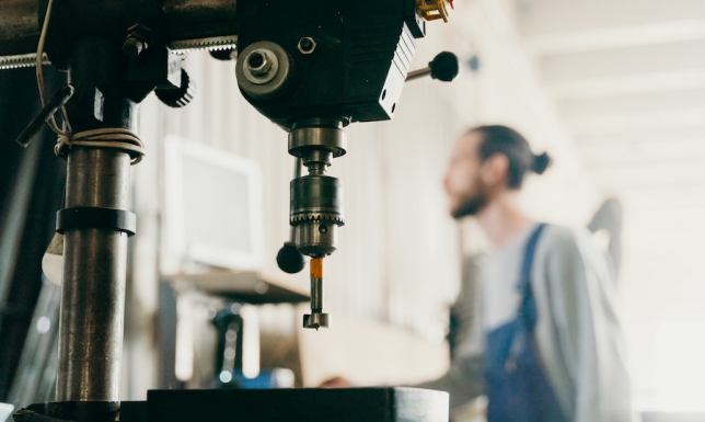 Czym są profile konstrukcyjne? Wyjaśniamy!