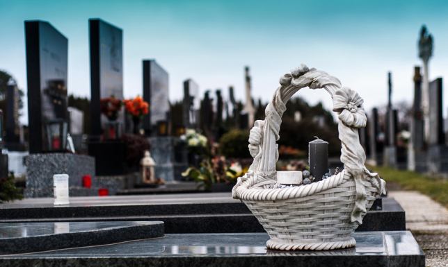 Organizowanie stypy w lokalu – kiedy warto się na to zdecydować?