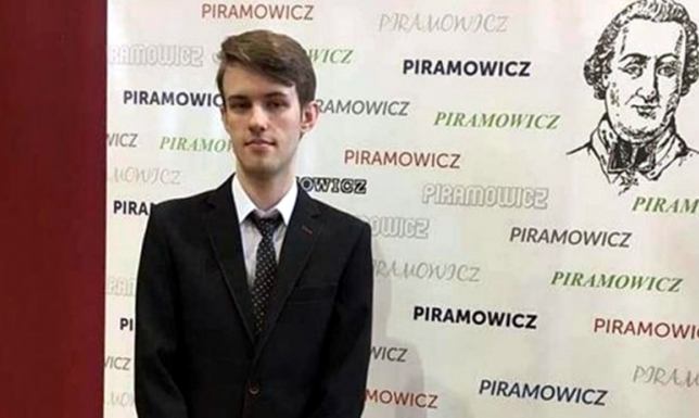 Grał w Fifę - wygrał pracownię multimedialną dla swojej szkoły Grał w Fifę - wygrał pracownię multimedialną dla swojej szkoły