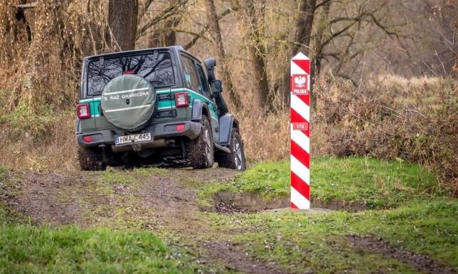 kolejne siłowe próby sforsowania polsko – białoruskiej granicy