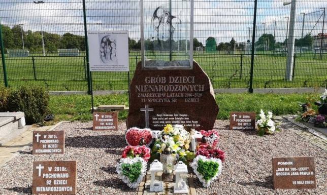 Po Mszy Świętej ciała dzieci utraconych zostaną złożone do grobu