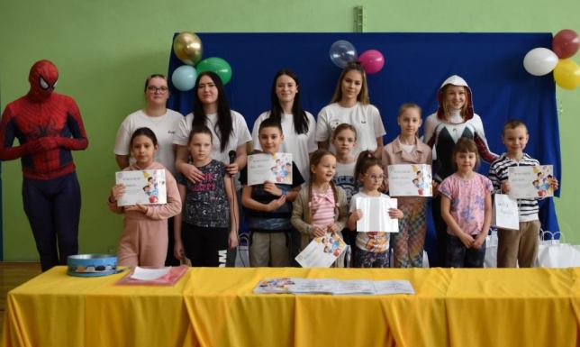 Projekt w ramach ogólnopolskiej Olimpiady „Zwolnieni z Teorii"