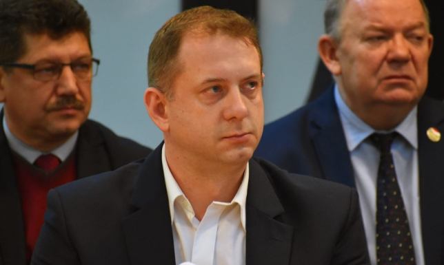 naprawa powierzchni jezdni na ulicy Generała Kazimierza Pułaskiego w Suwałkach