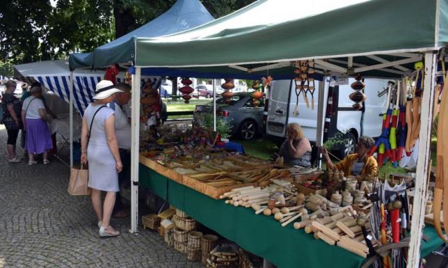 Suwalski Ośrodek Kultury zaprasza twórców i wystawców rękodzieła ludowego