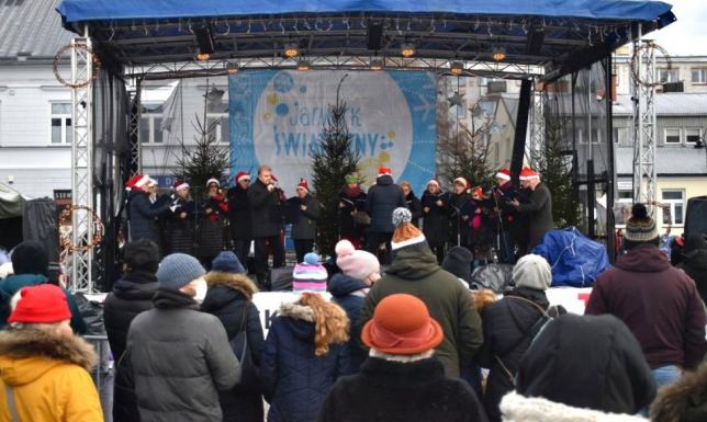  wybór oryginalnych upominków, ozdób świątecznych i lokalnych przysmaków