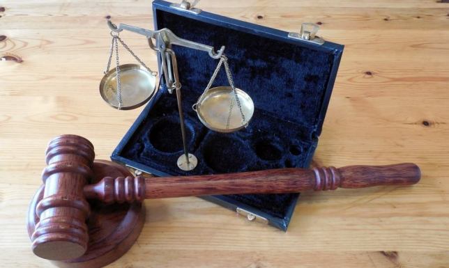 wyrok ws, 31-letniej Justyny W. oskarżonej o dokonanie oszustwa na zasadzie piramidy finansowej