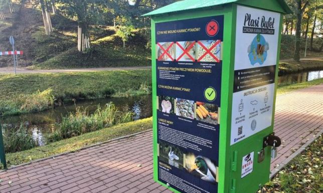 automaty ze smakołykami dla kaczek w Suwałkach